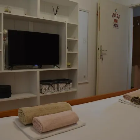 Rusendic アパート マカルスカ