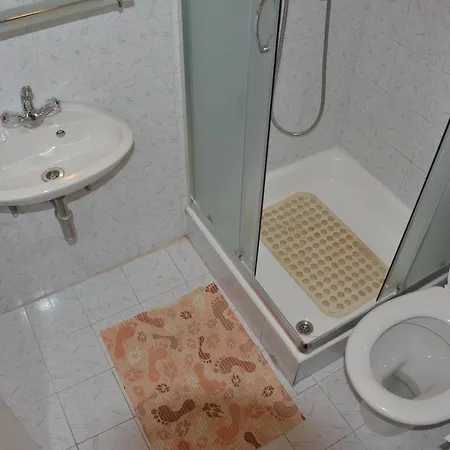 Rusendic * マカルスカ