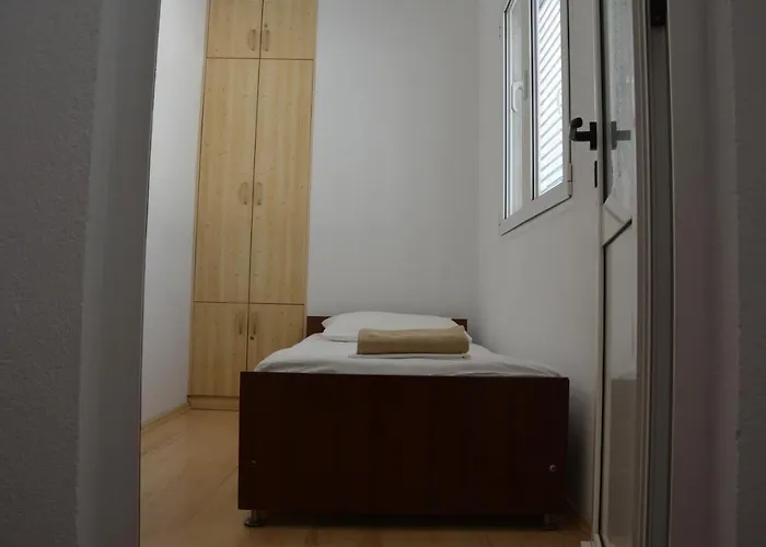 Rusendic * Makarska